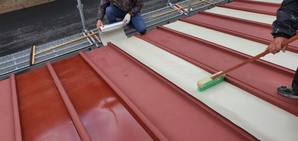遮熱効果が社内で話題に！施工範囲拡大でさらなる環境改善を！　遮熱　窓　屋根