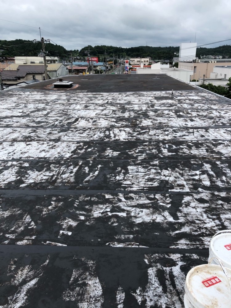 市内マンション防水改修現場状況
