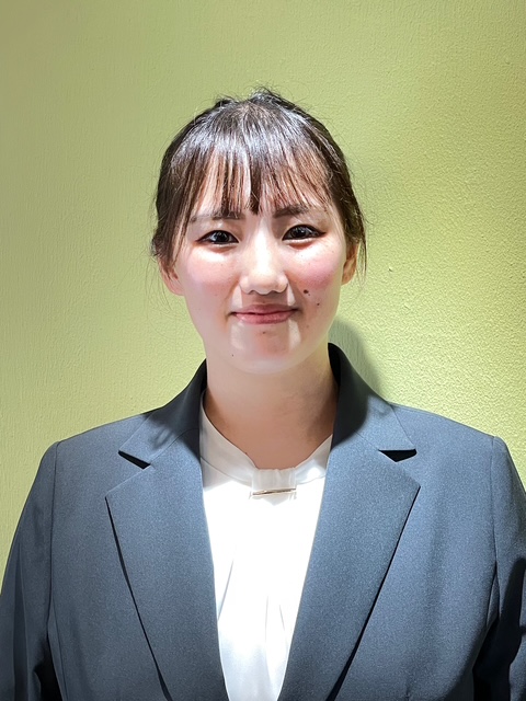 市川　那奈